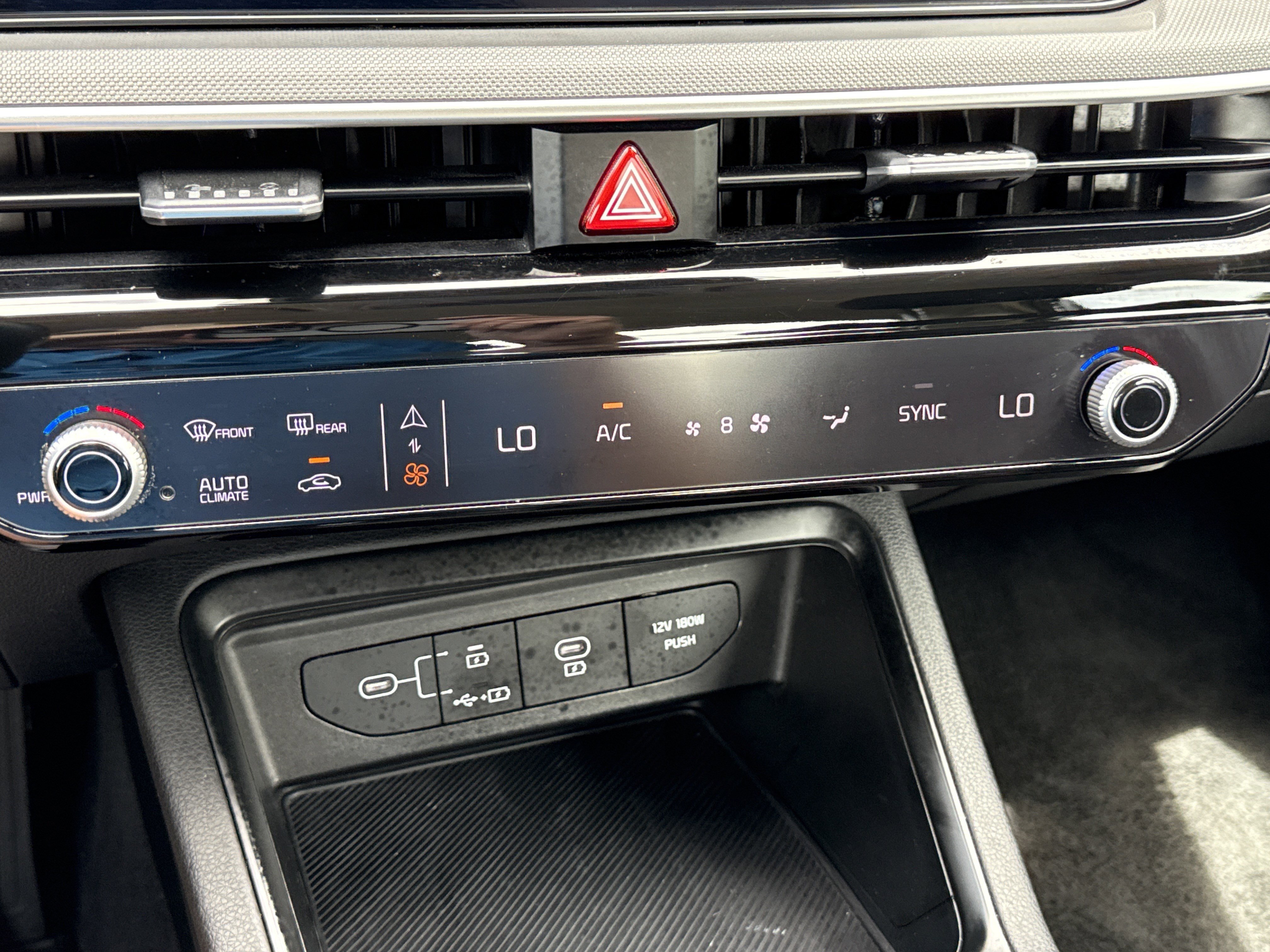 Used 2025 Aurora Black Pearl Kia LXS image 26