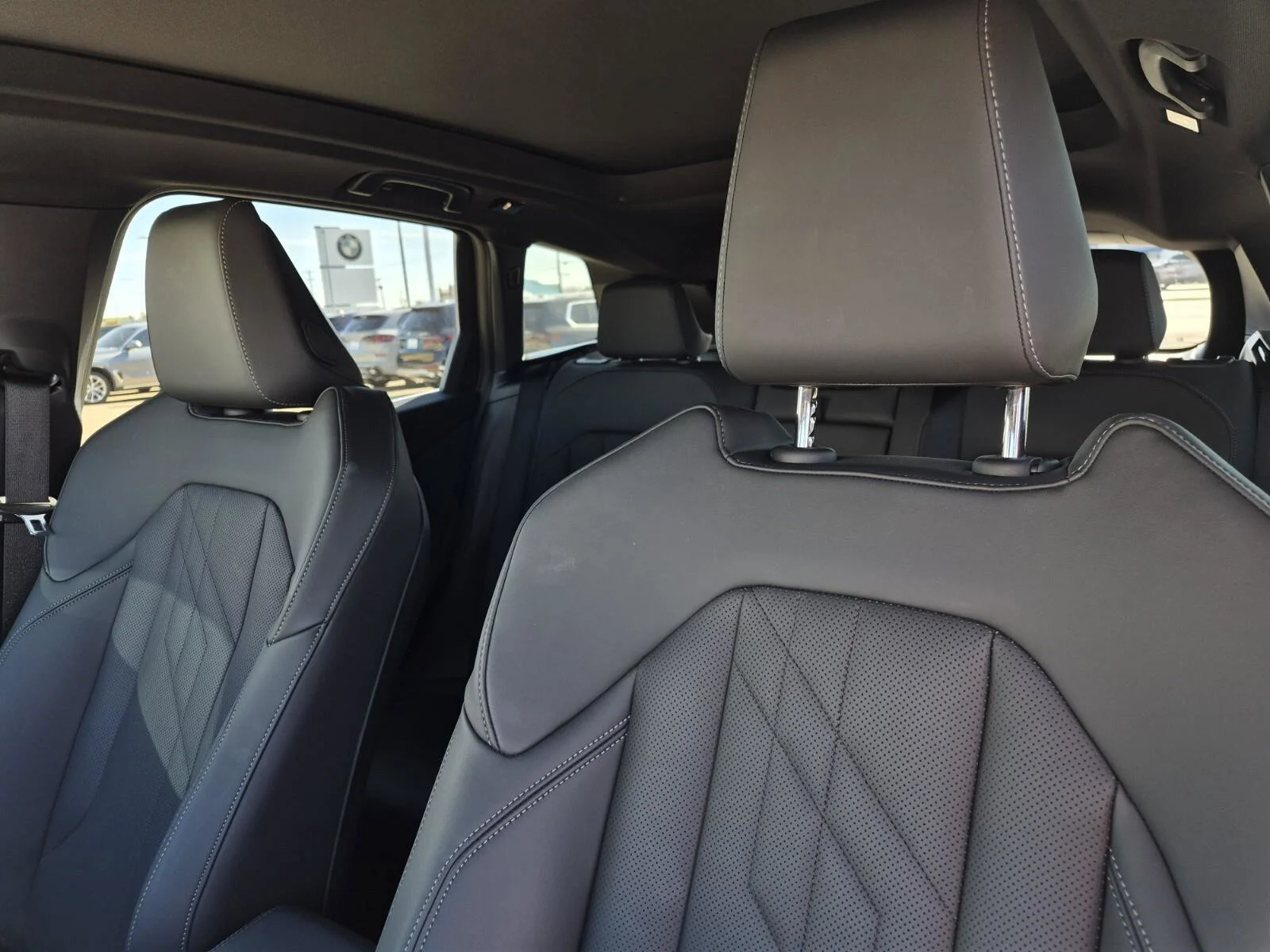 2025 BMW X3 30 - Photo 24
