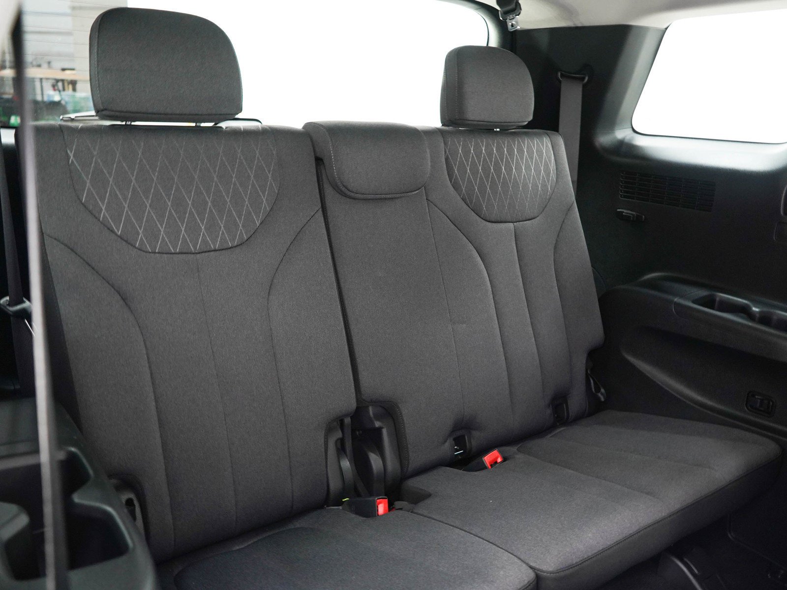 Used 2020 Rainforest Hyundai SEL AWD image 16