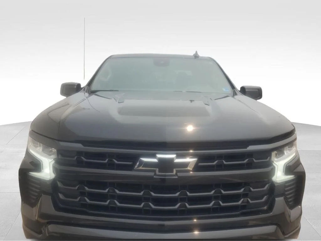 Used 2023 Black Chevrolet RST image 11