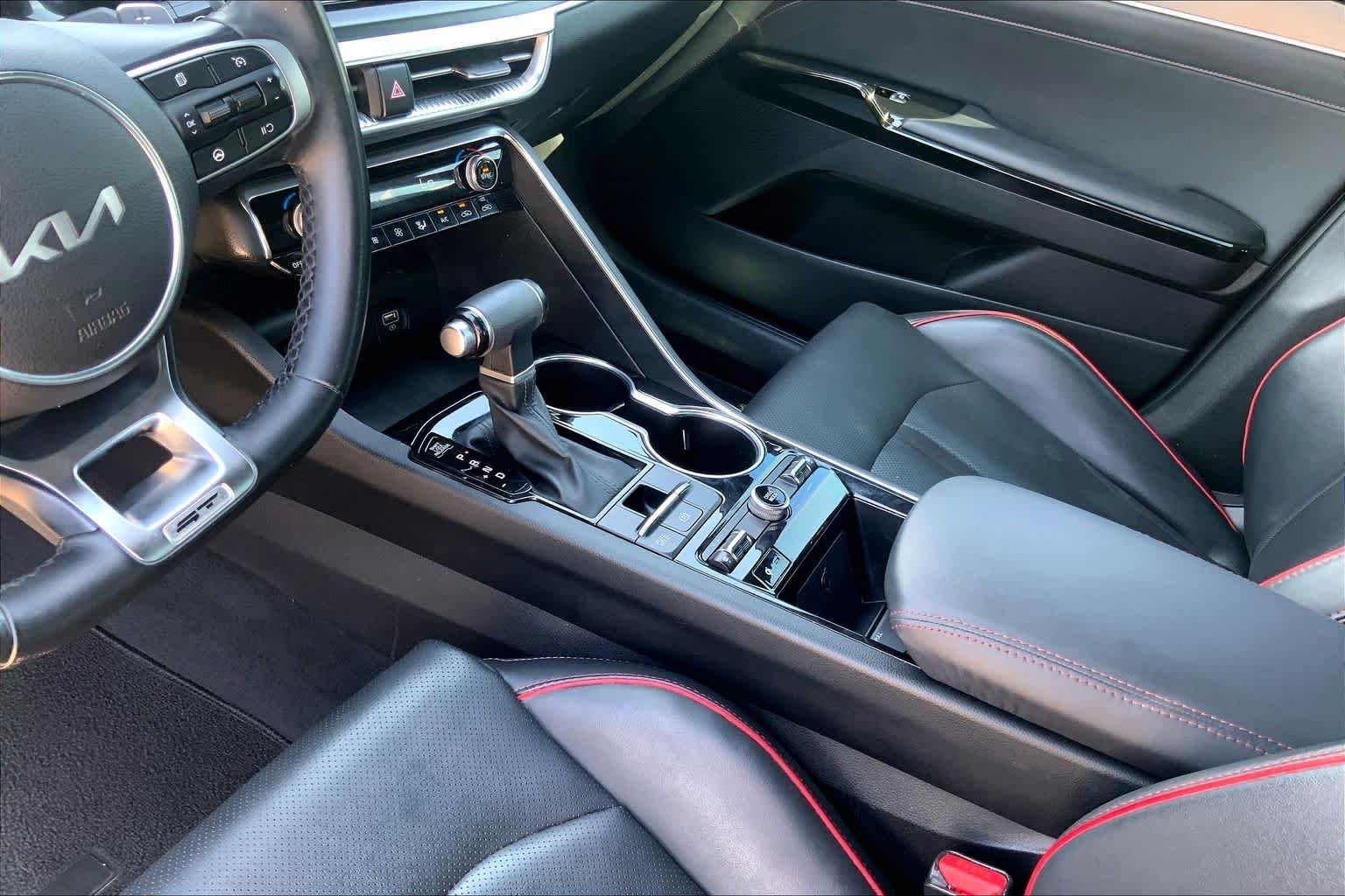Used 2024 Wolf Gray Kia GT image 16
