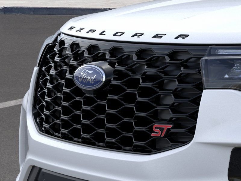 2026 Ford Explorer ST - Photo 17