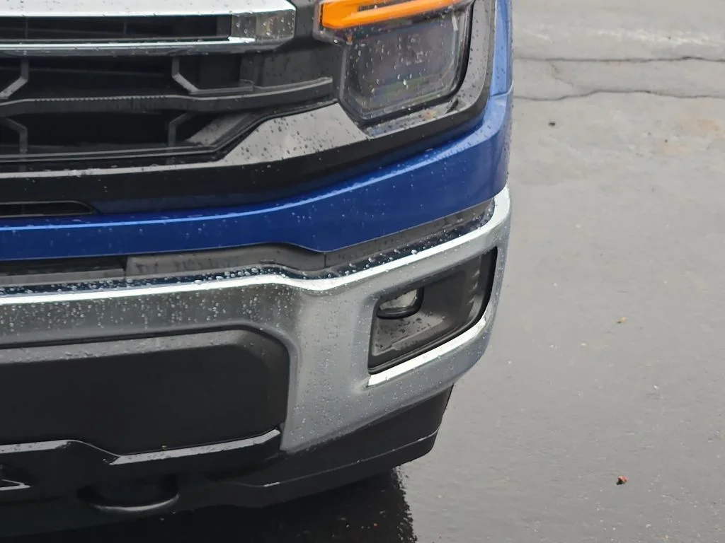 Used 2024 Blue Ford XLT image 17