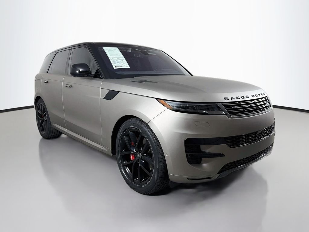 Certified Used 2023 Charente Grey Premium Metallic Land Rover SE image 3