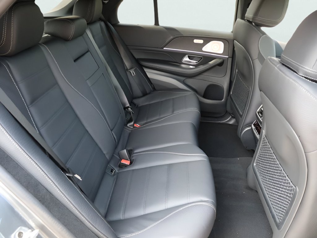 Used 2026 Selenite Gray Metallic Mercedes-Benz GLE 450 image 18