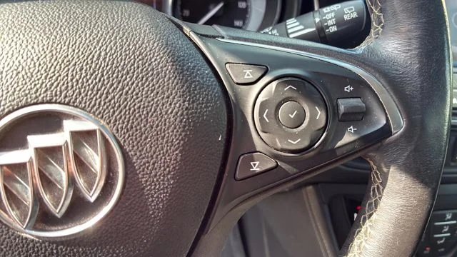 Used 2017 White Buick Essence image 31