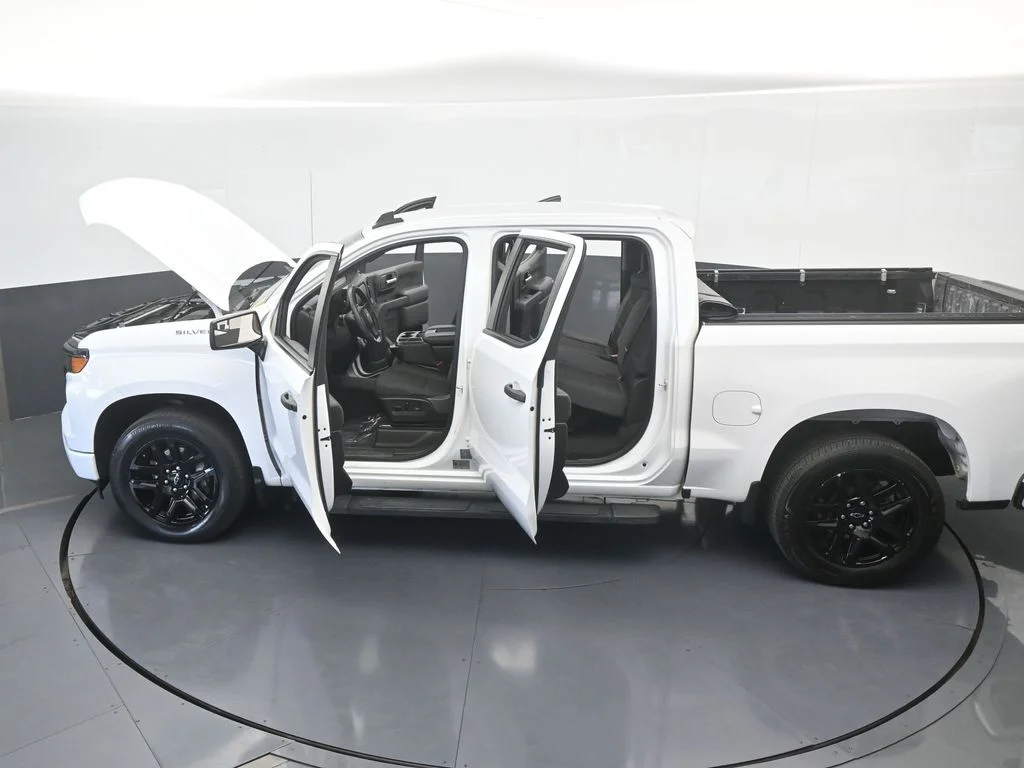 Used 2024 Summit White Chevrolet Custom image 69