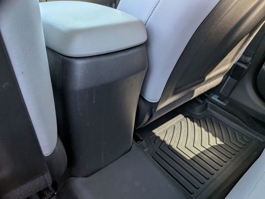 Used 2022 Thunder Gray Hyundai SEL image 37