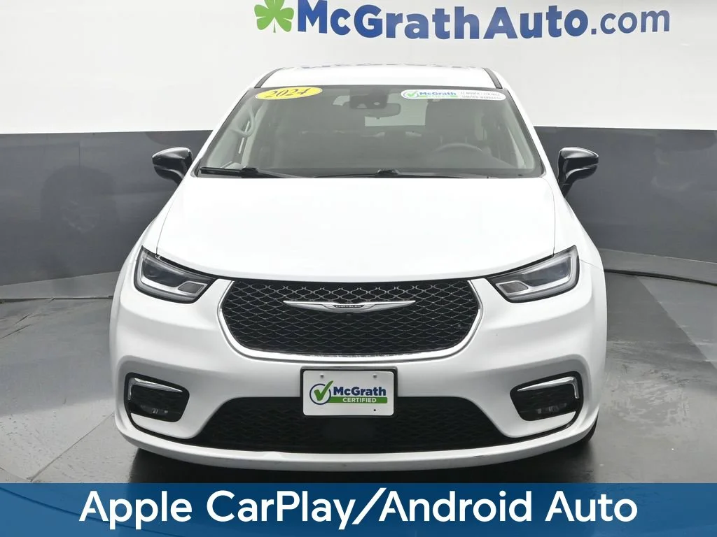 Used 2024 White Chrysler Touring L image 7