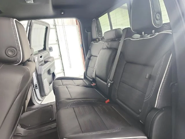New 2026 Summit White GMC AT4X image 40