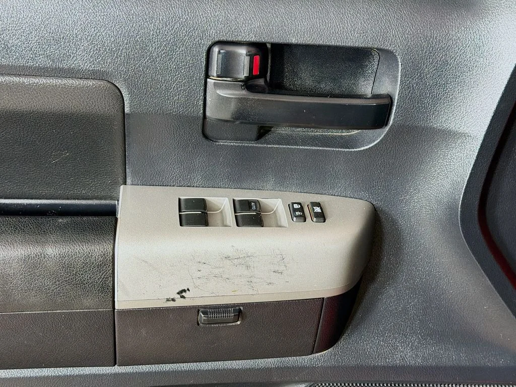 Used 2009 Red Toyota SR5 image 18