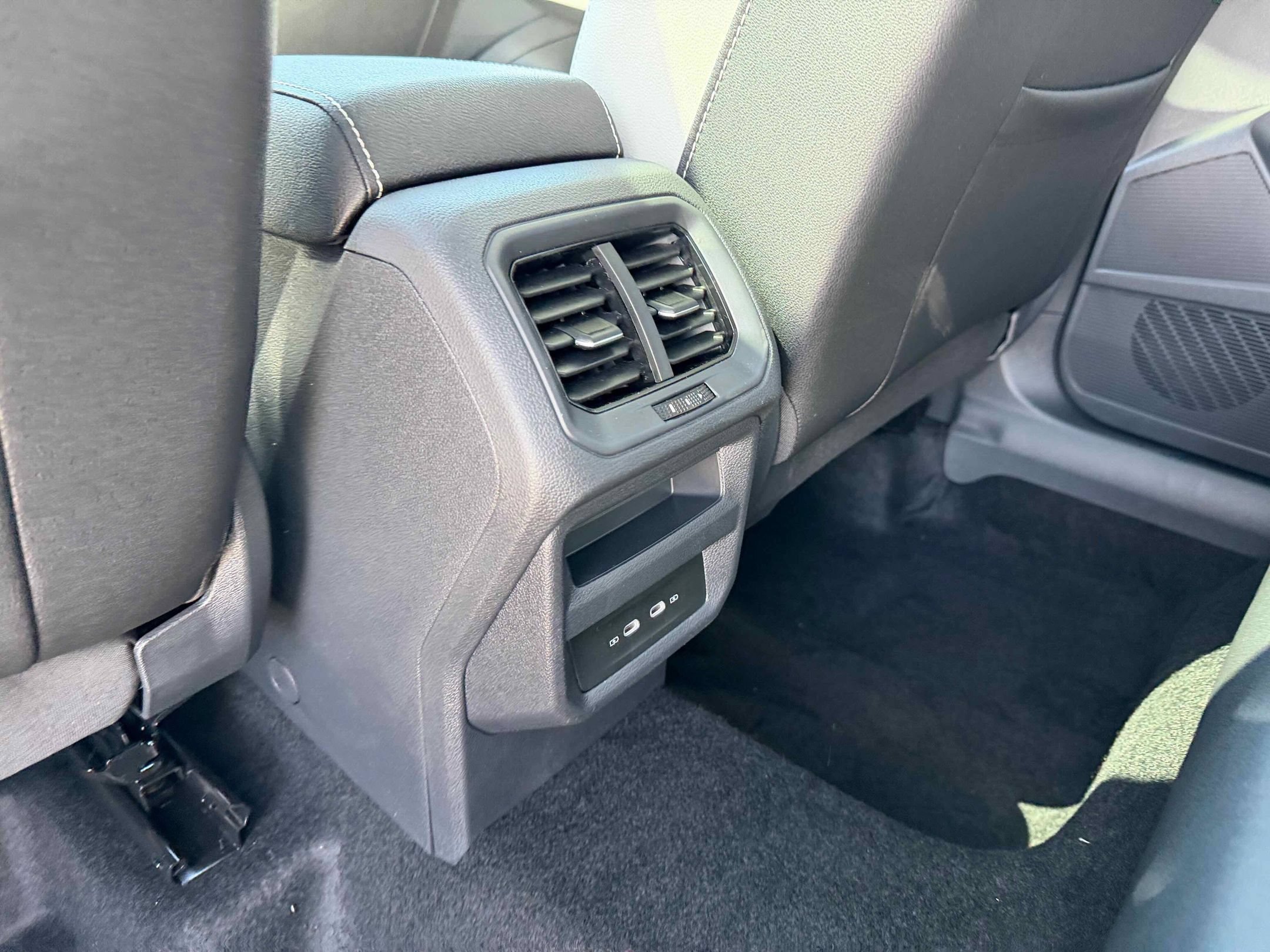 New 2026 Platinum Gray Volkswagen SE image 28