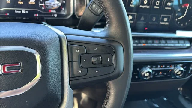 Used 2025 Black GMC SLT image 24