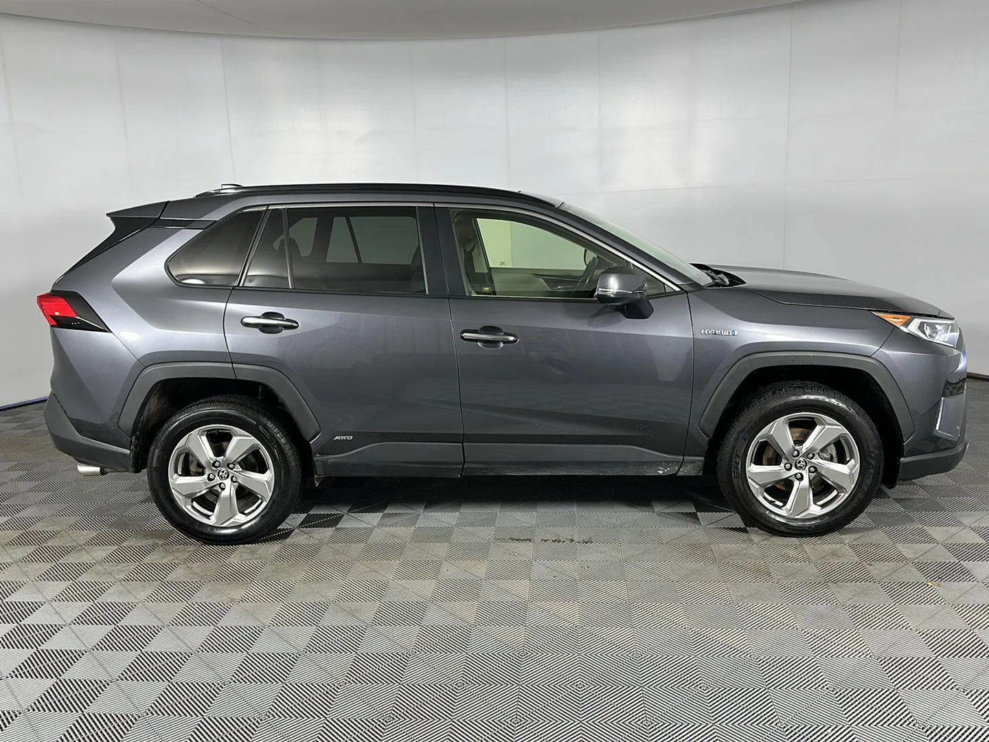 Used 2020 Magnetic Gray Metallic Toyota Limited image 30