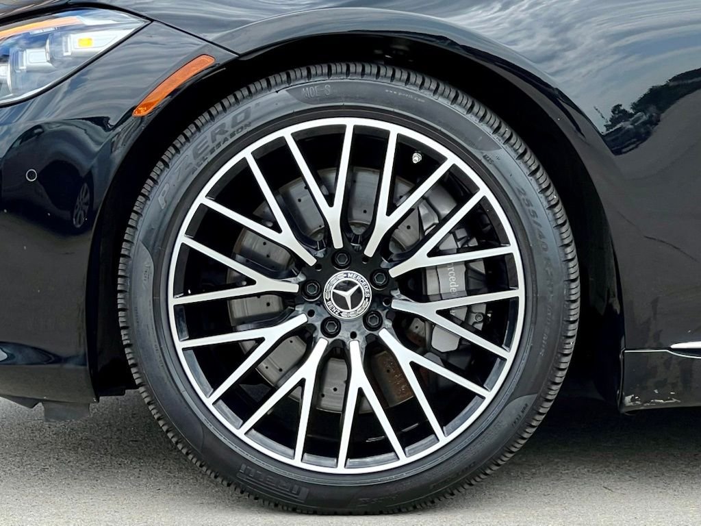 Certified Used 2023  Mercedes-Benz S 580 image 13