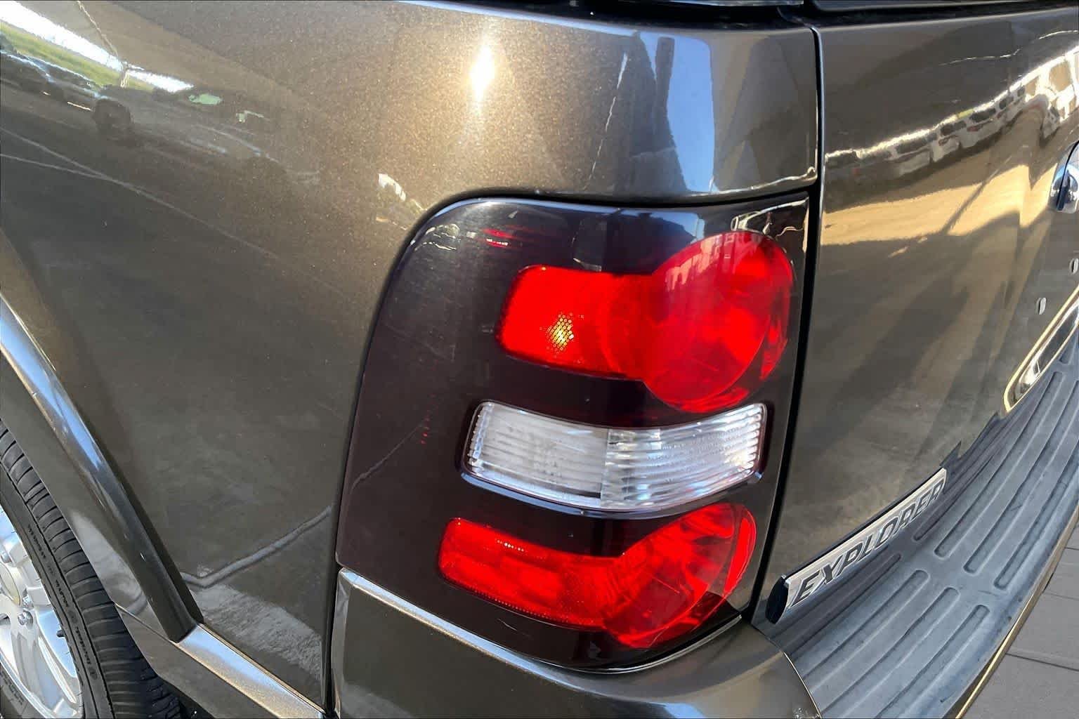 Used 2008 Black Ford XLT image 25