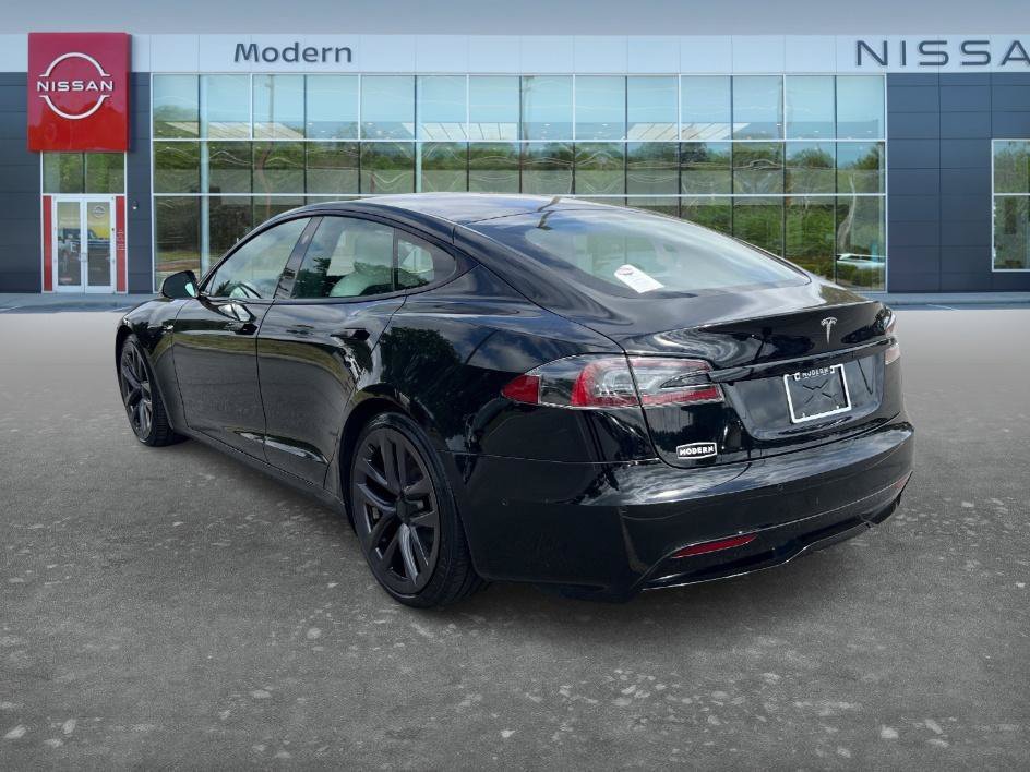 Used 2021 Solid Black Tesla Long Range image 7
