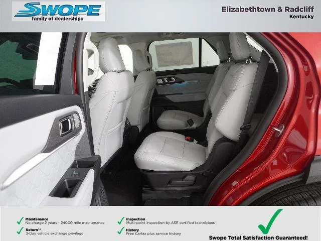 New 2026 Rapid Red Metallic Tinted Clearcoat Ford Platinum™ image 50