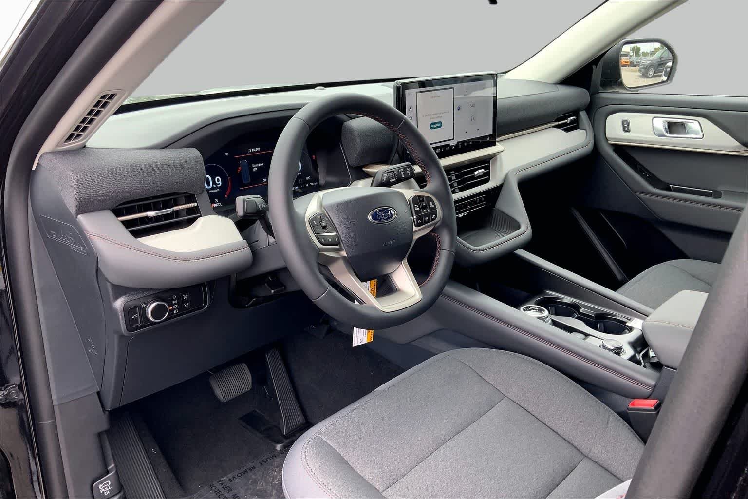 New 2026 Agate Black Metallic Ford Active image 8