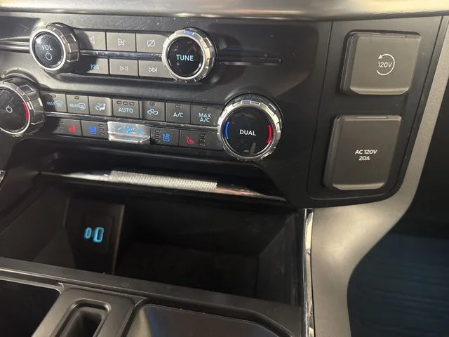 Used 2023 Blue Metallic Ford Lariat image 17
