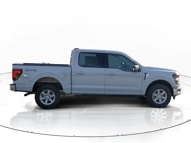 New 2026 Avalanche Ford XLT image 4