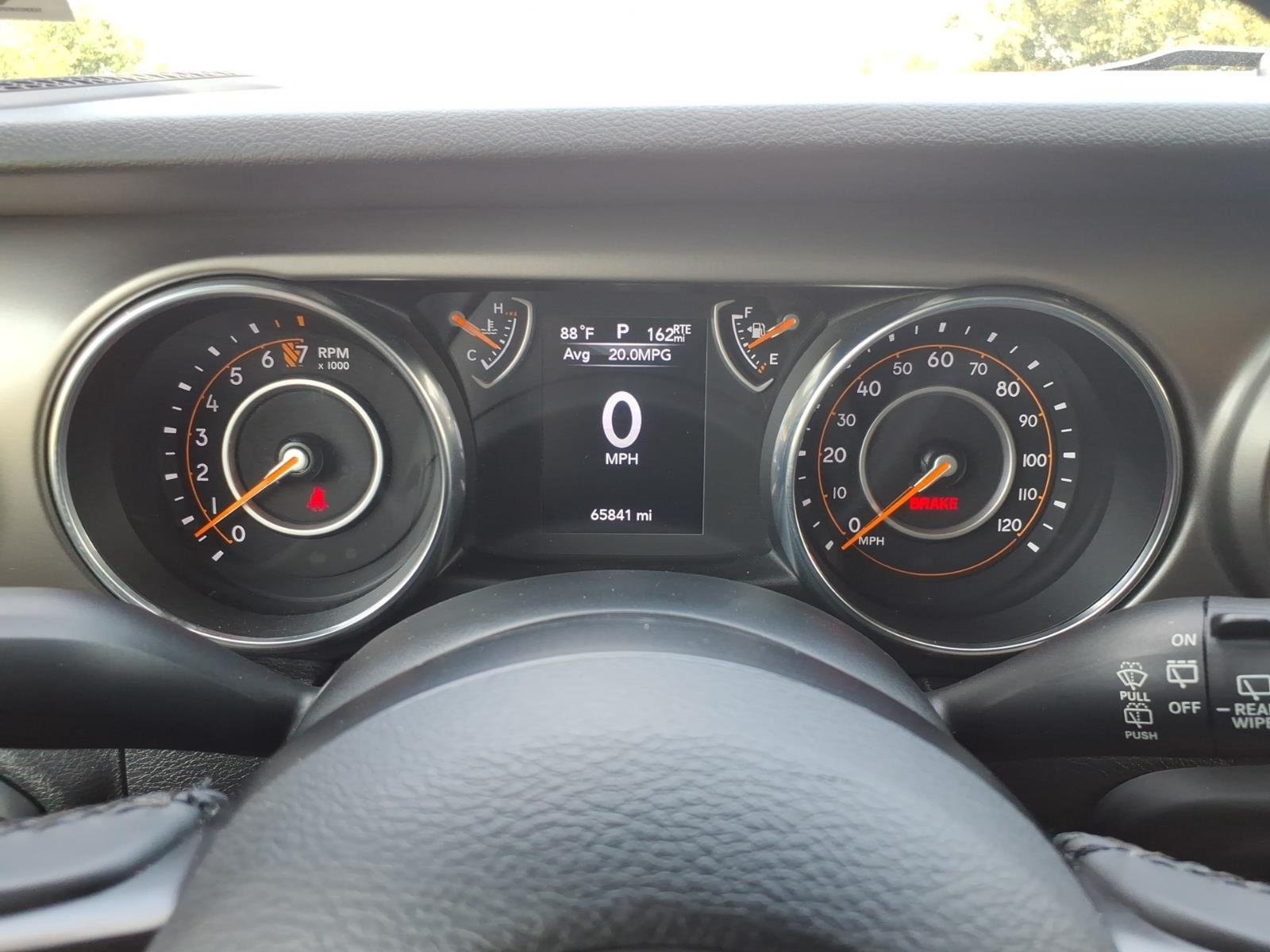 Used 2018 Black Clearcoat Jeep Sport S image 14