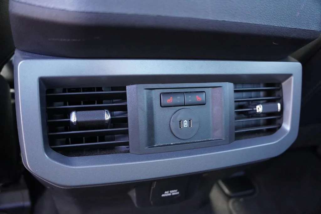 Used 2025 Gray Ford Lariat image 19
