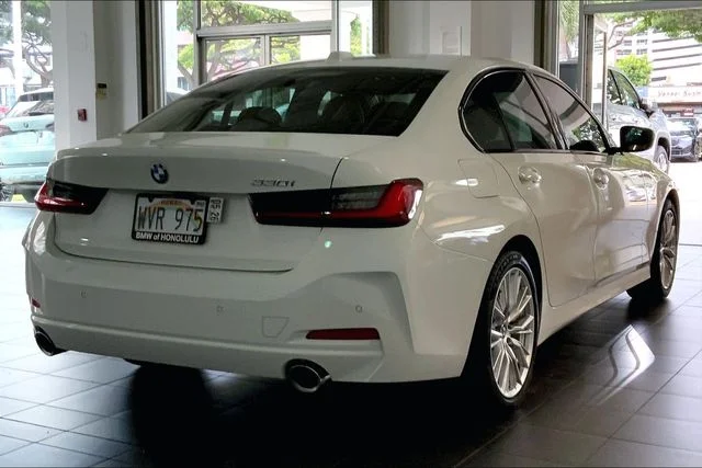 Certified Used 2023 Alpine White BMW 330i image 6