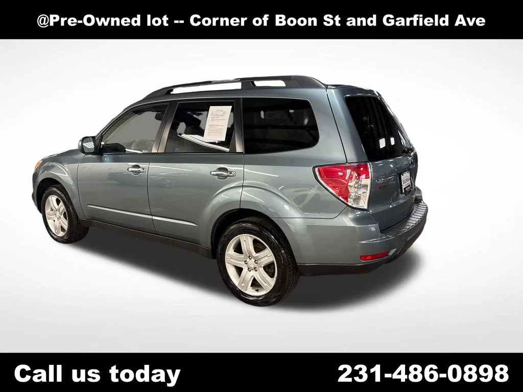 Used 2009  Subaru 2.5X image 3