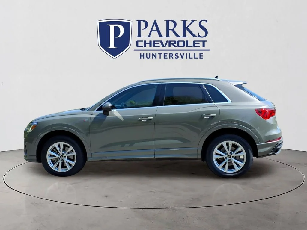 Used 2025  Audi Premium image 27