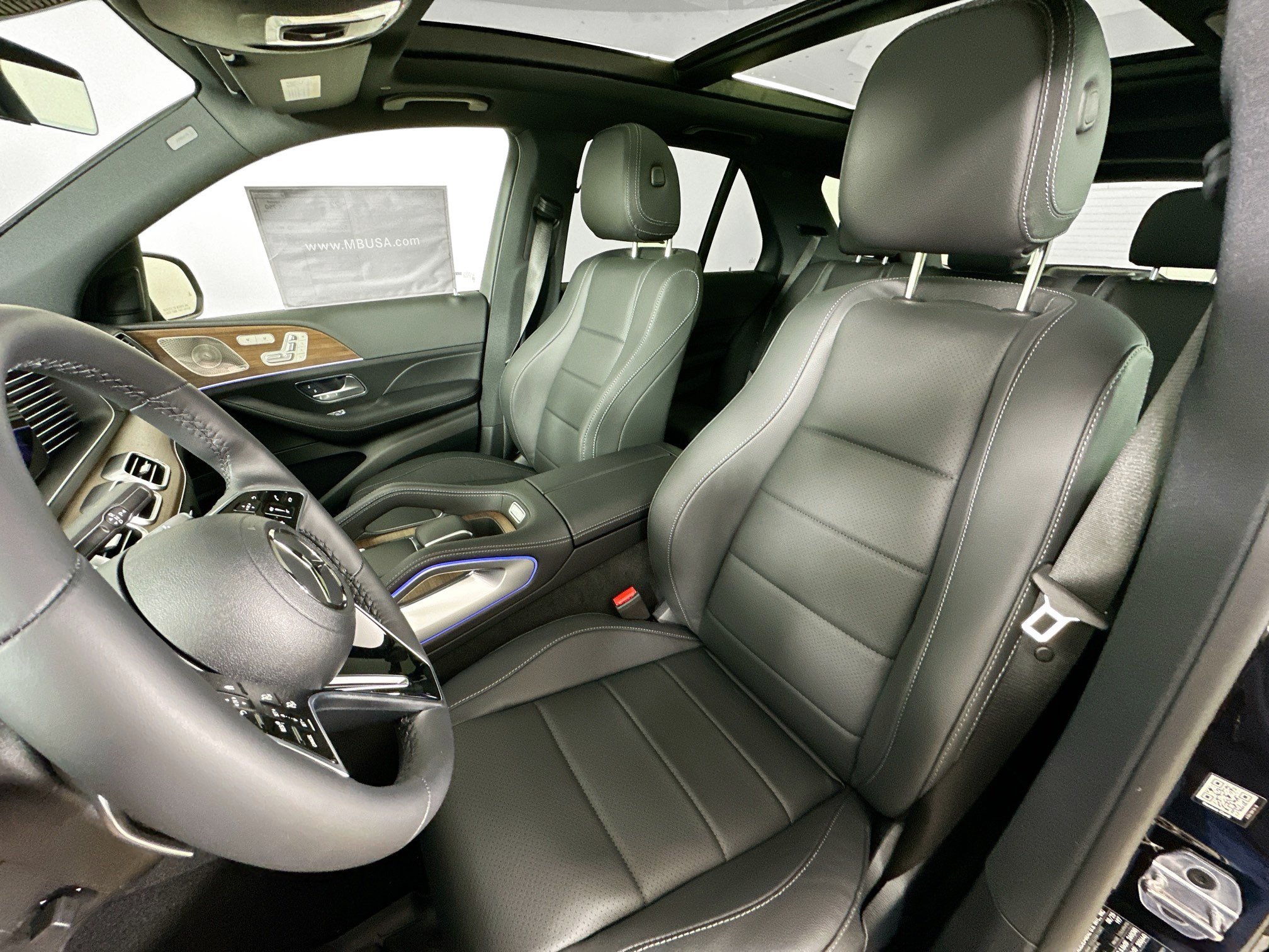 Used 2026 Obsidian Black Metallic Mercedes-Benz GLE 350 image 27
