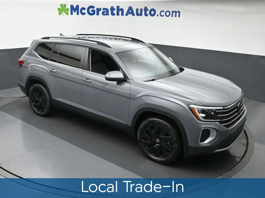 Used 2026  Volkswagen 2.0T SE w/Technology image 3