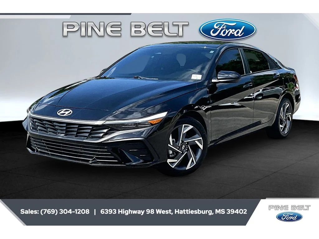 Used 2025 Abyss Black Hyundai SEL Sport image 10