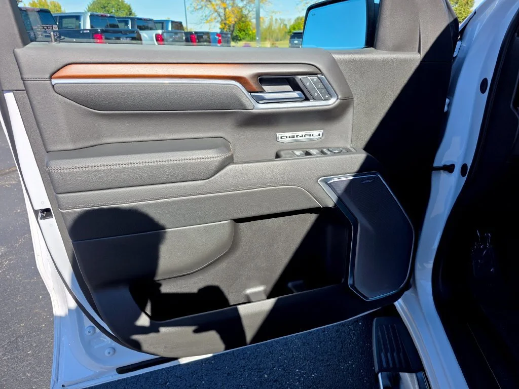 2025 GMC Sierra 1500 Denali - Photo 11
