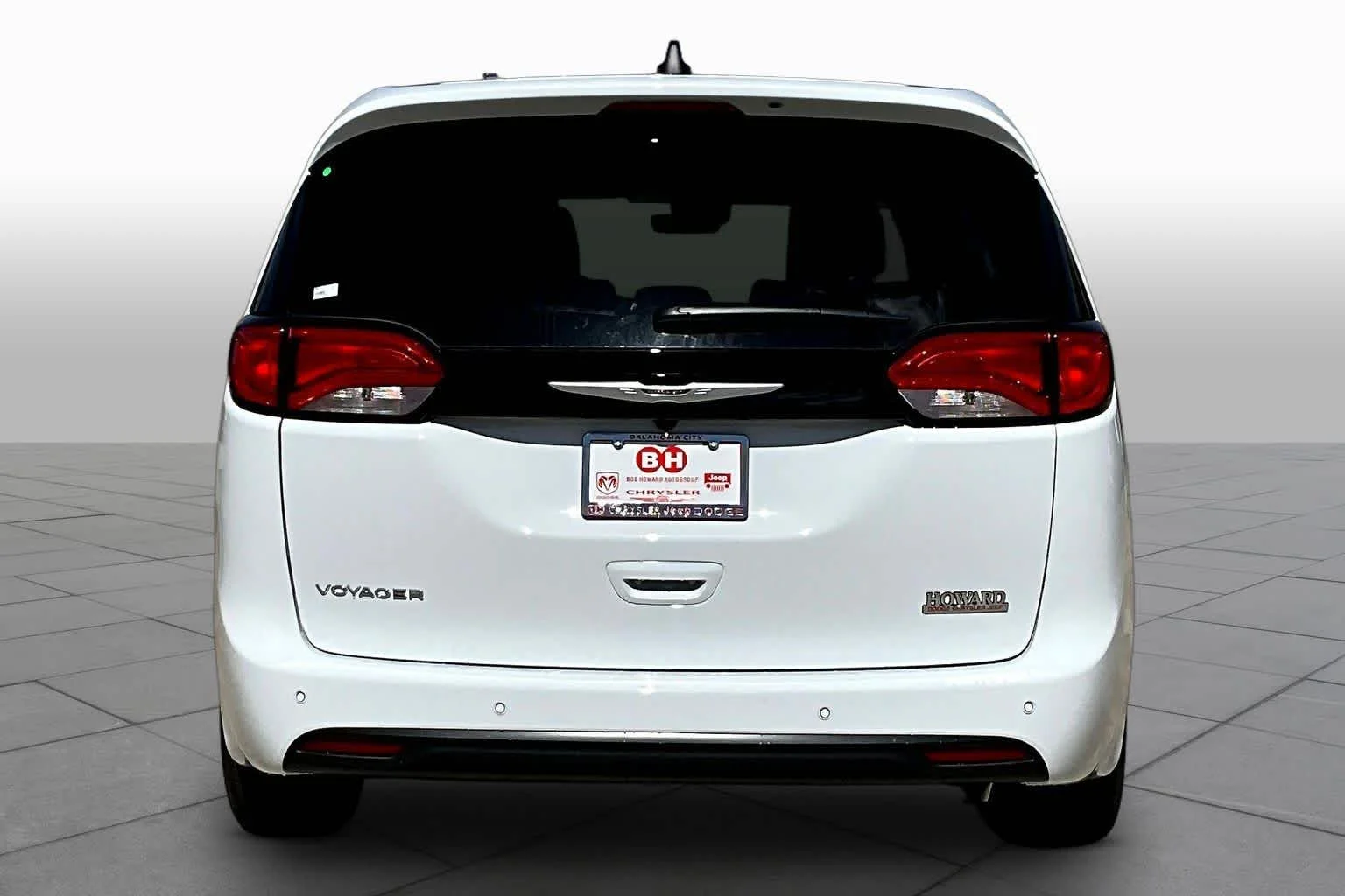 New 2026 Bright White Clearcoat Chrysler LX image 5