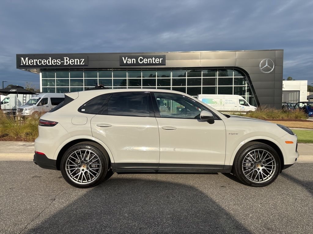 Used 2022 Porsche Cayenne Platinum Edition with VIN WP1AE2AYXNDA26867 for sale in Summerville, SC