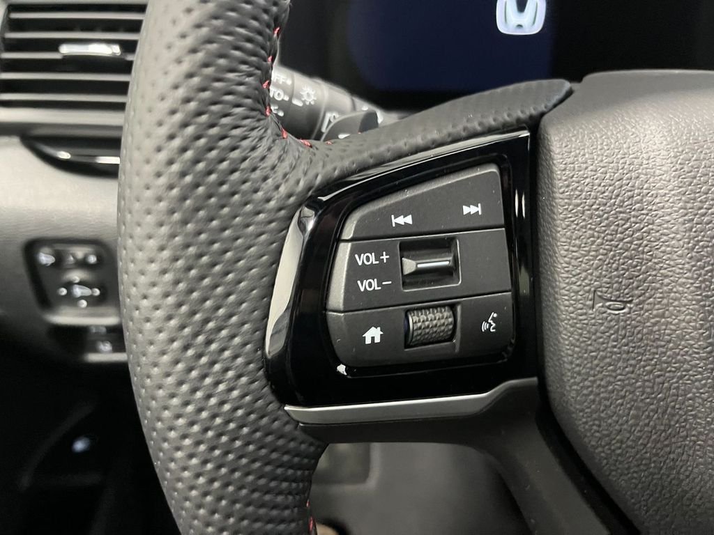New 2026 Sonic Gray Pearl Honda Black Edition image 19