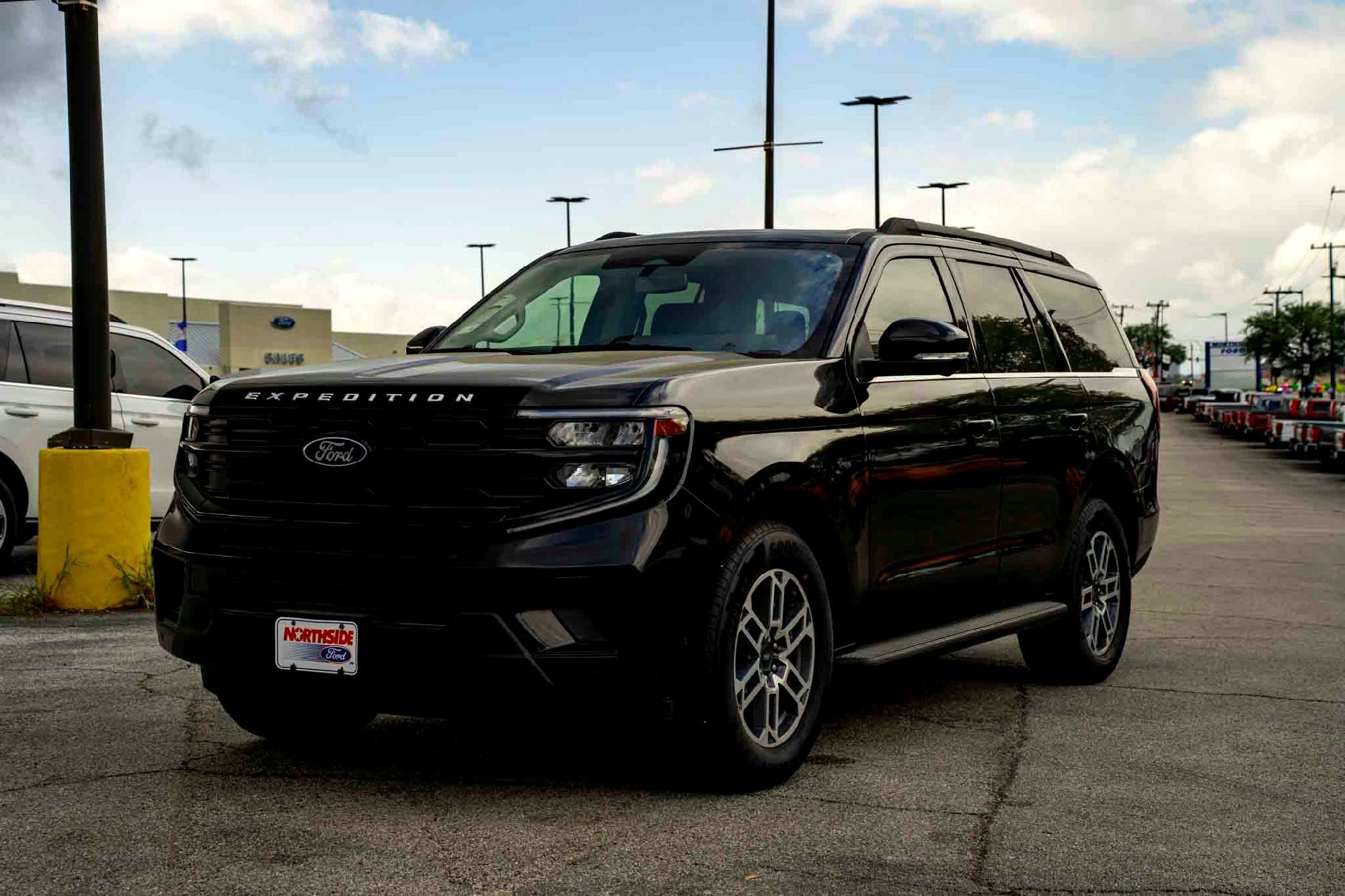 2025 Ford Expedition Active - Photo 7