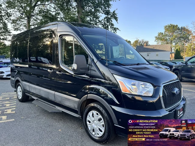 Pre-Owned 2021 Ford Transit Passenger Wagon XLT T-350 148'' MR