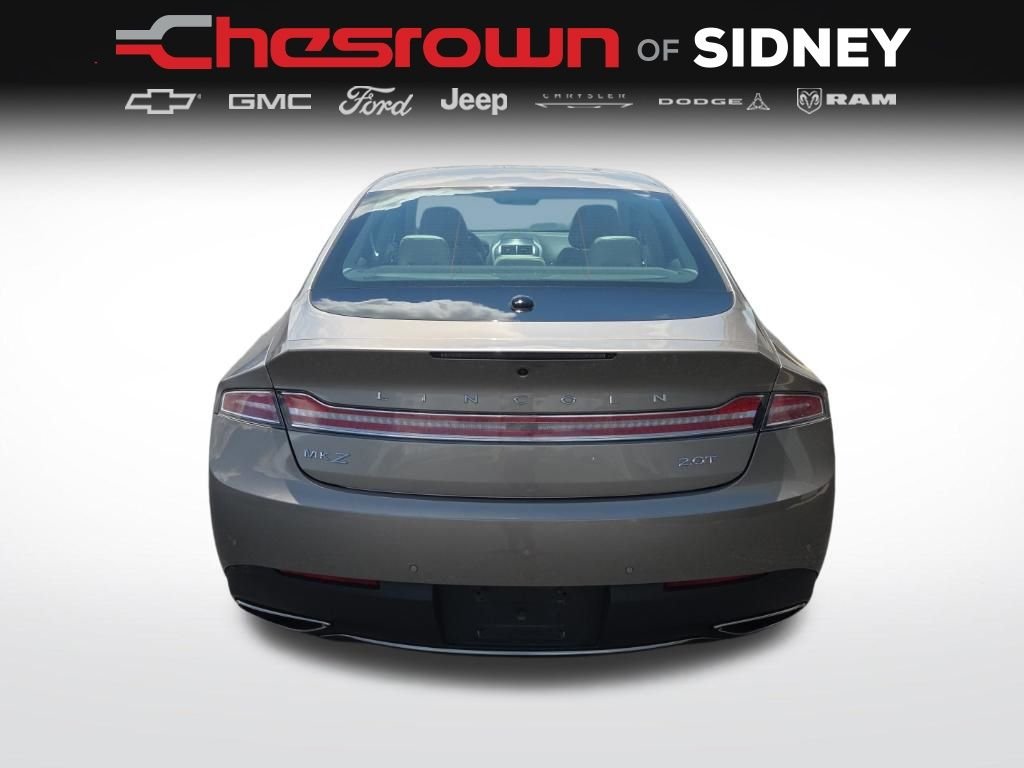 Used 2018 Brown Lincoln Select image 6