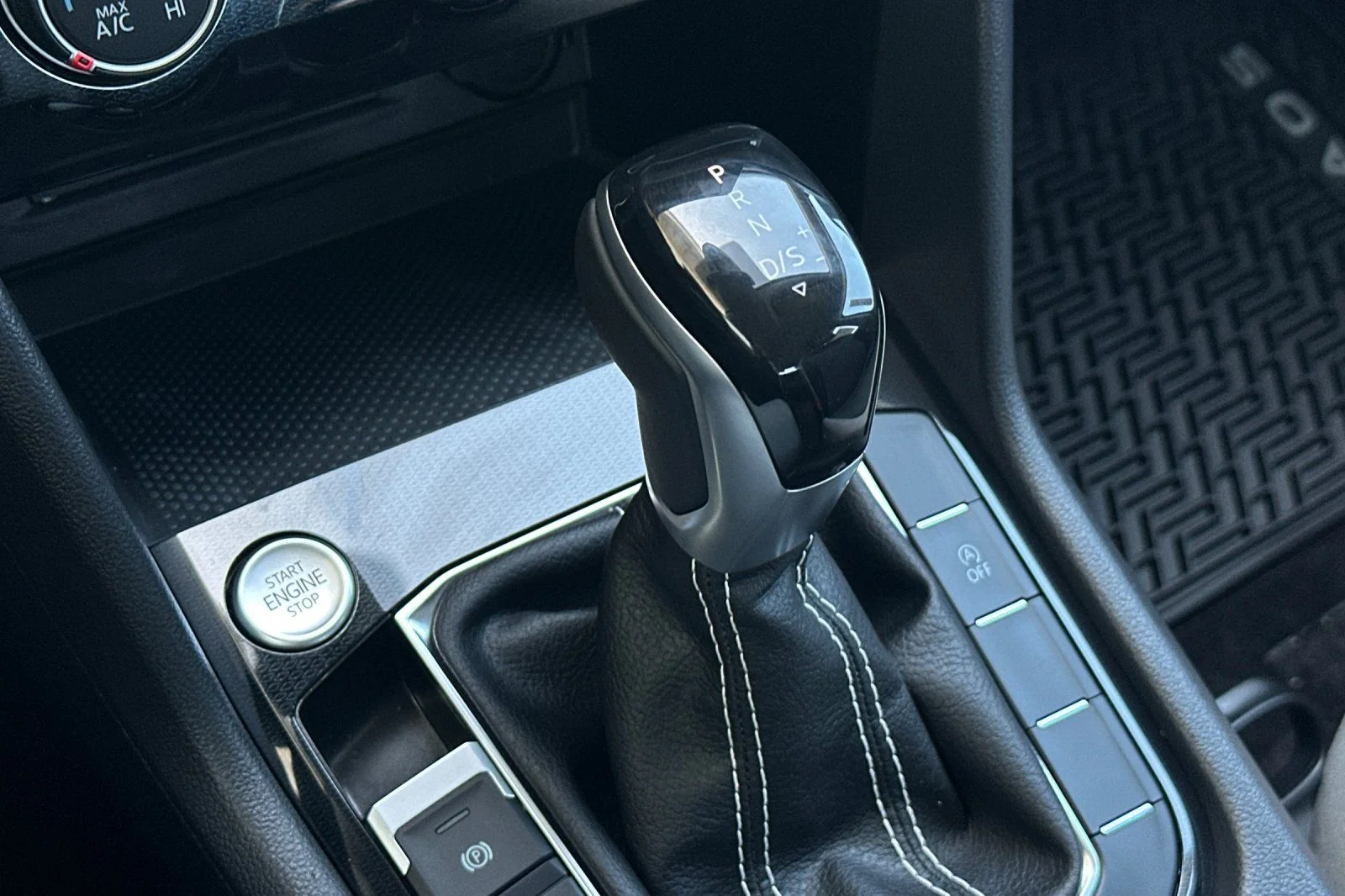 New 2026 Black Volkswagen 1.5T S image 19