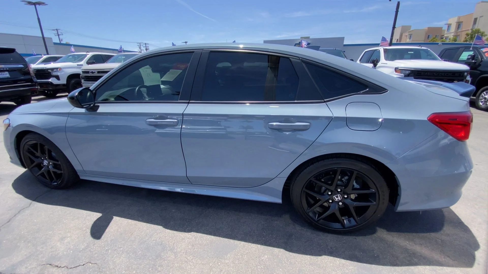 Used 2024 Sonic Gray Pearl Honda Si Manual Sedan image 9