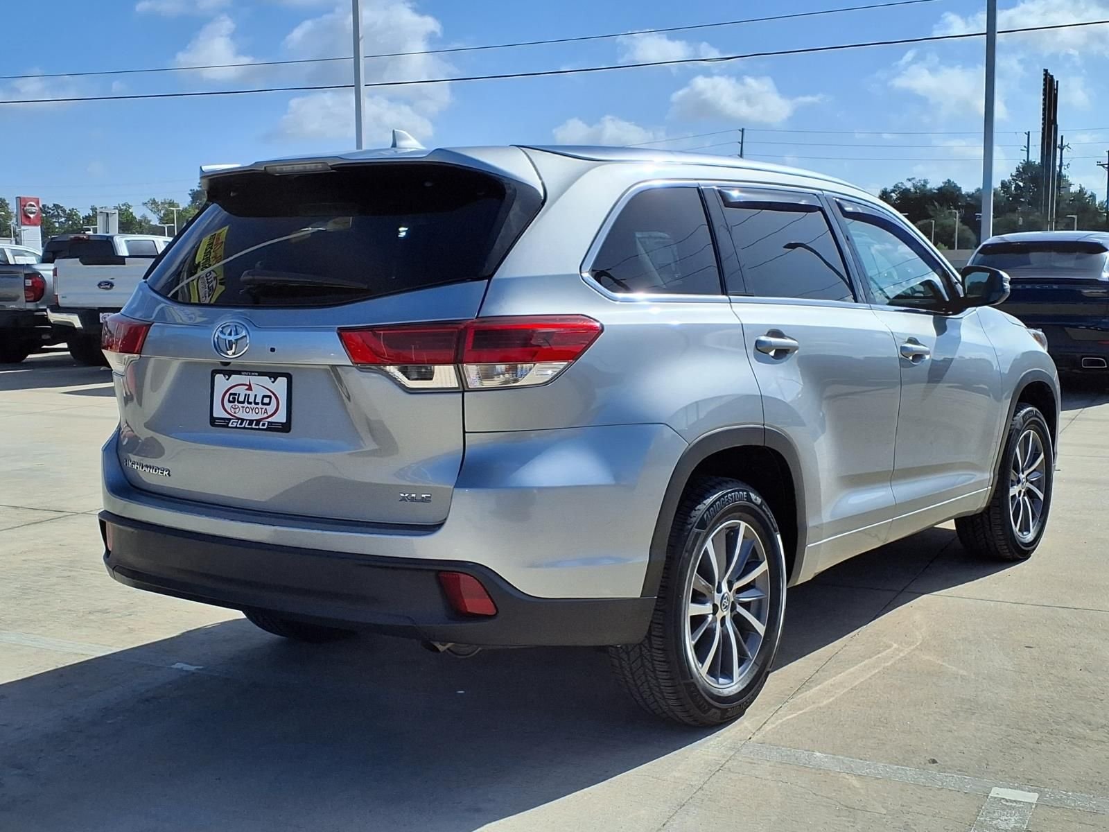 Certified Used 2017 Celestial Silver Metallic Toyota XLE image 6