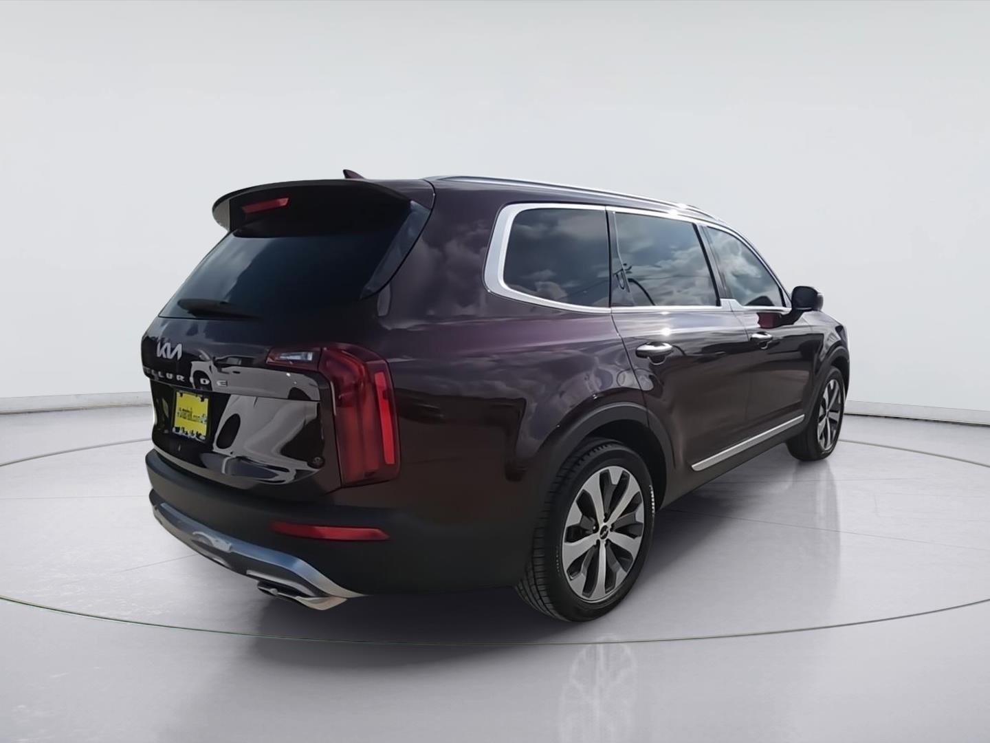 2022 Kia Telluride S - Photo 8