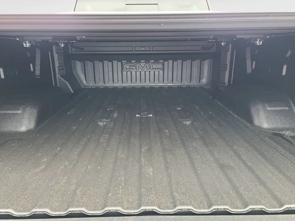 New 2026 Onyx Black GMC AT4 image 8