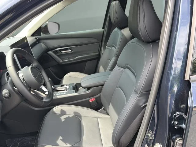 New 2026 Navy Blue Mica Mazda 2.5 S Premium Plus AWD image 10