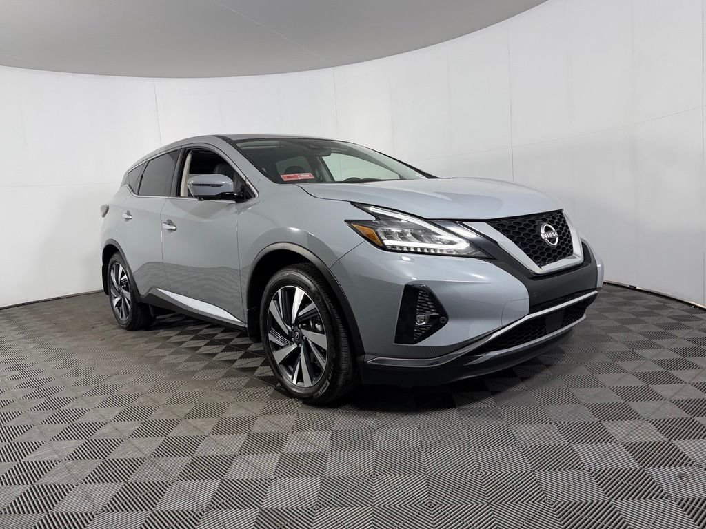 Used 2024 Gray Nissan SL image 4