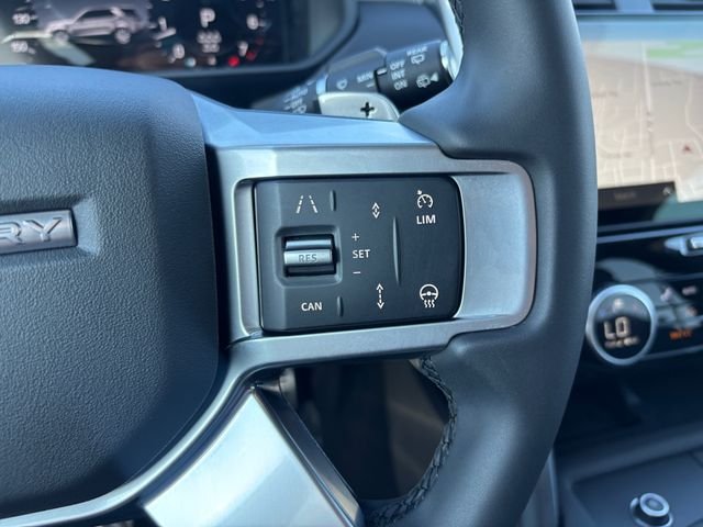 Certified Used 2025 Gray Land Rover Dynamic SE image 23