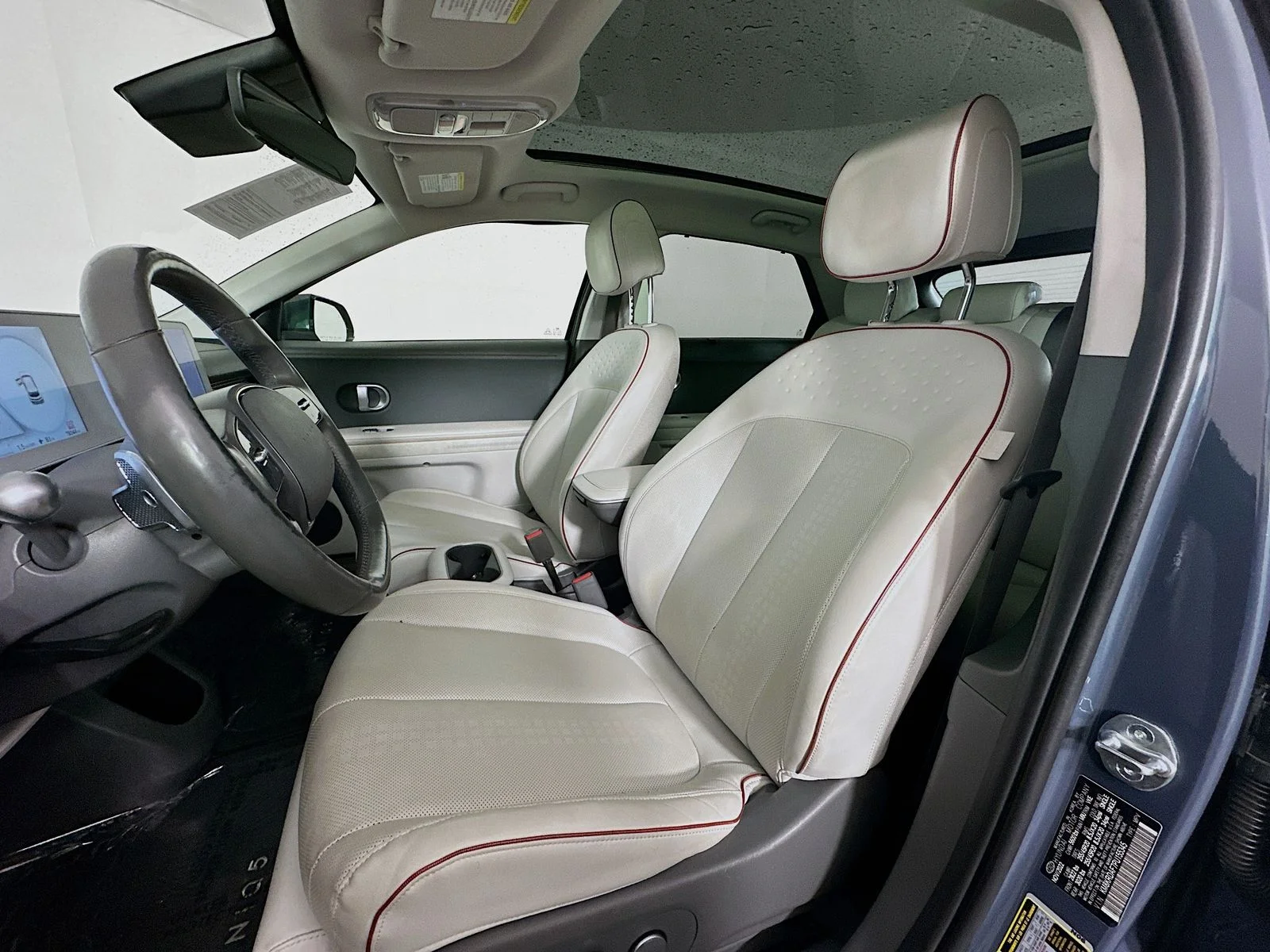 Used 2023 Digital Teal Hyundai Limited image 21