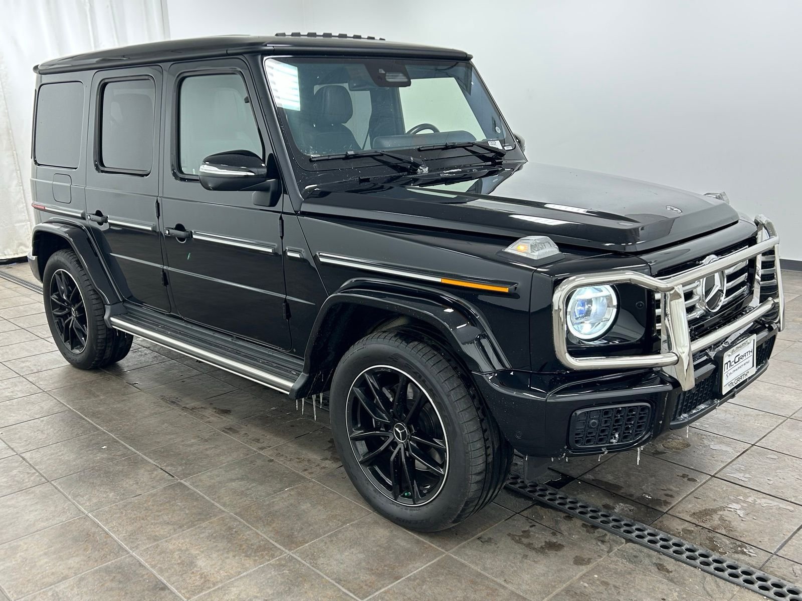 Used 2025 Obsidian Black Metallic Mercedes-Benz G 550 image 6